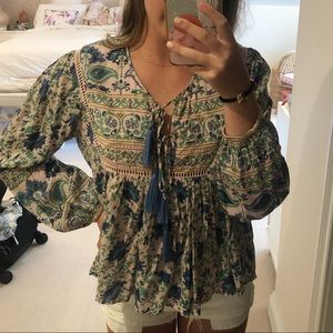 Adorable printed blouse